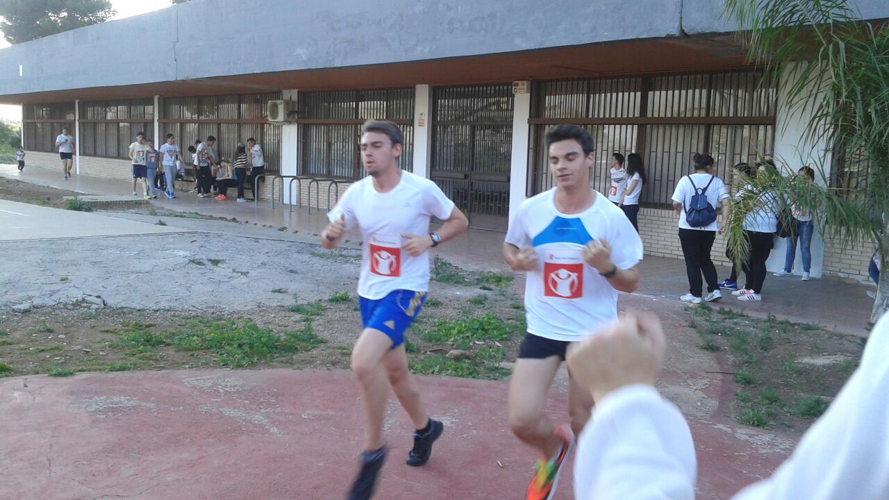 Carrera solidaria del IES López Neyra en Euroescola 2015