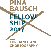 Becas de Danza y Coreografía de la Fundación Pina Bausch, Alemania.