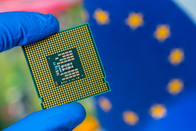 Soberanía digital: la Comisión propone la Ley de Chips para hacer frente a la escasez de semiconductores y reforzar el liderazgo tecnológico de Europa