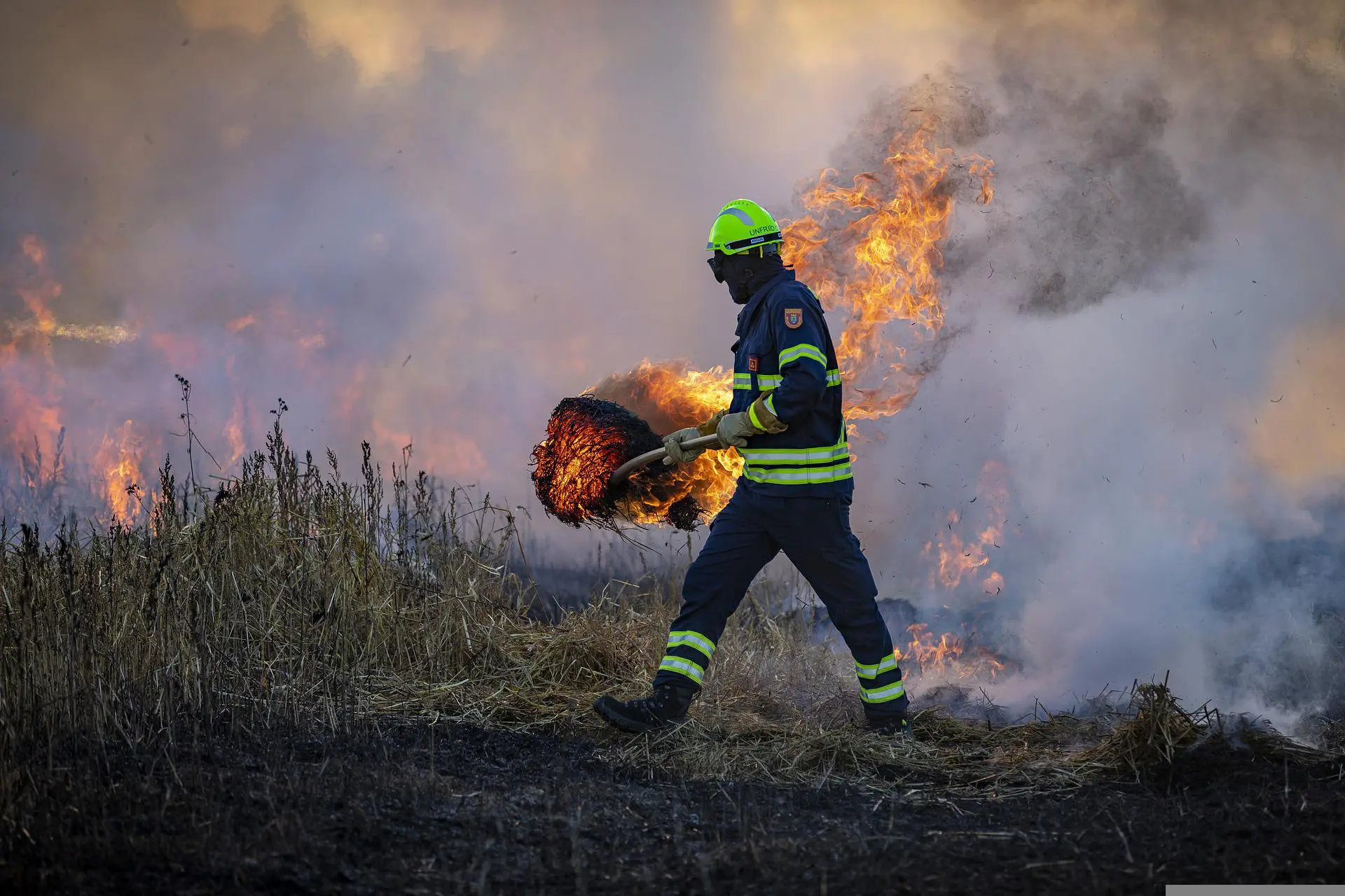 Incendios forestales: la UE duplica la flota de extinción de incendios rescEU para el verano de 2023