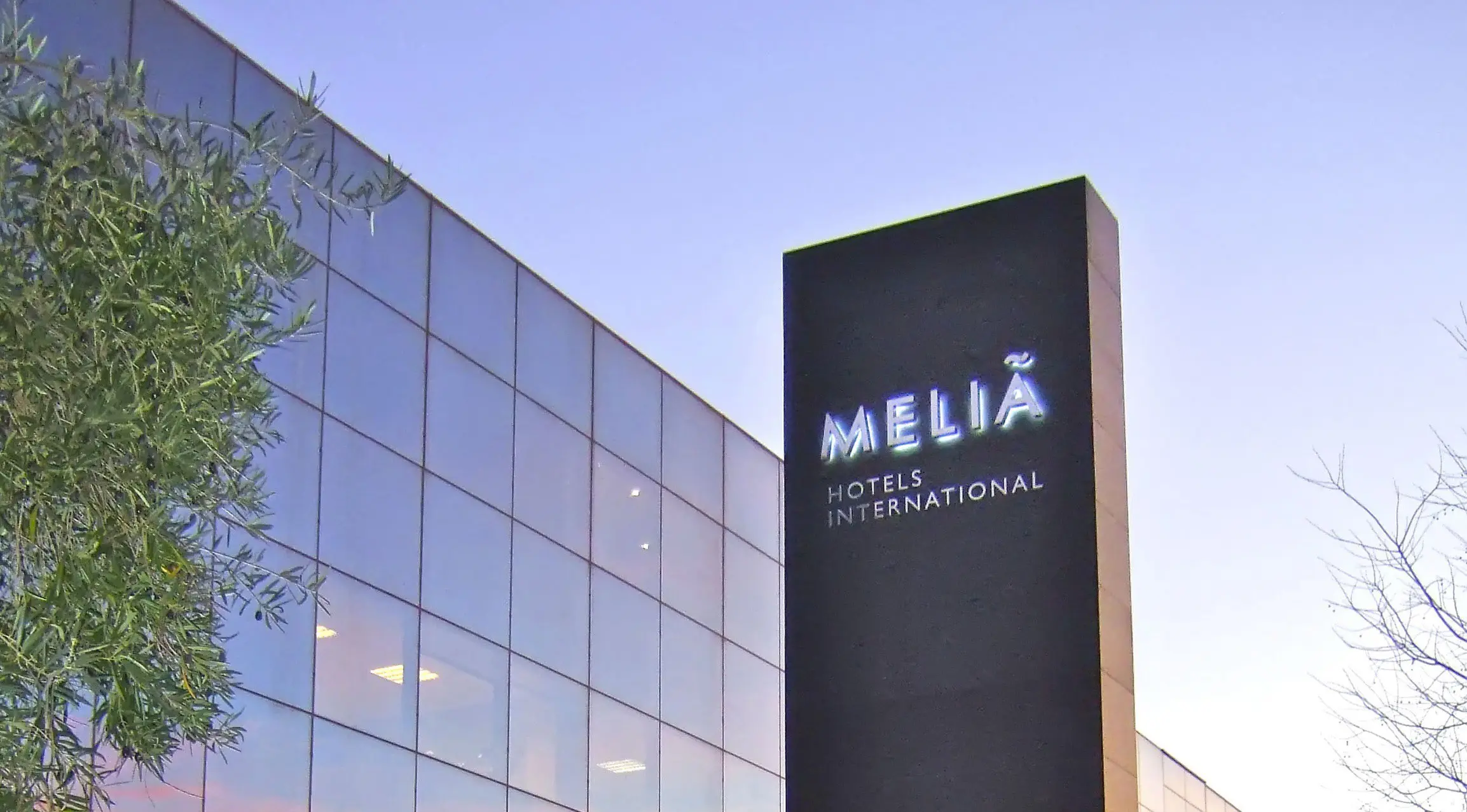 Fusiones: La Comisión autoriza la adquisición del control conjunto de Ayosa Hoteles, Evertmel y Jamaica Devco por Melia Hotels International y Silver Fawn